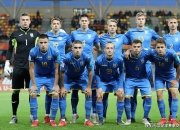 日本3:0大胜玻利维亚，巴西1:1突尼斯爆冷了，昨晚五场对四场的简单介绍