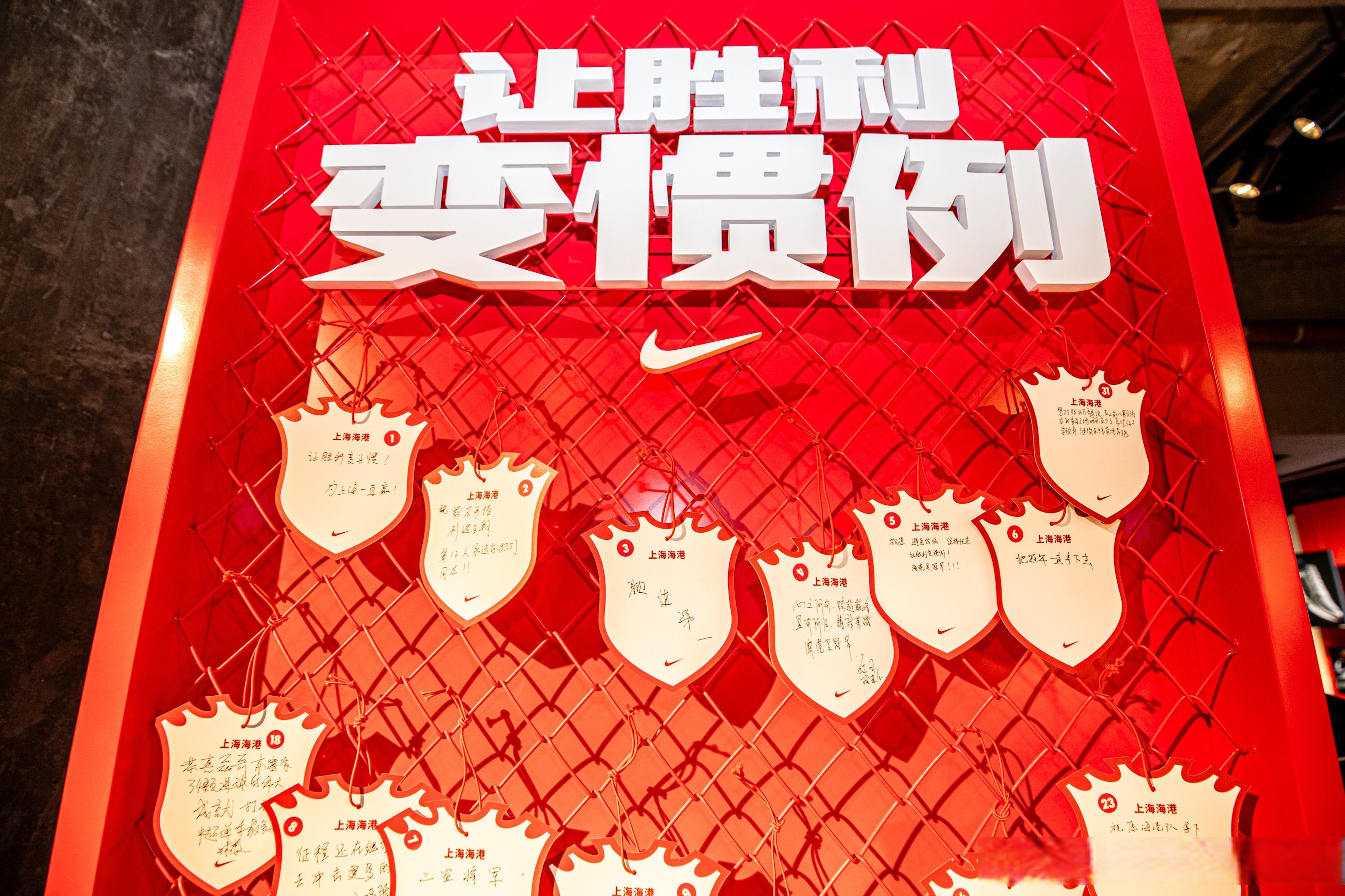 利物浦重点培养年轻力量，迎战强敌有备无患(利物浦you will never walk alone)