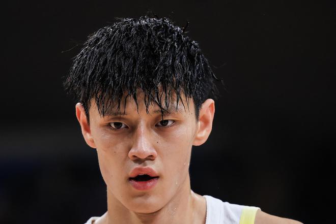周琦31分曾凡博28+10首钢大胜福建广东胜广州