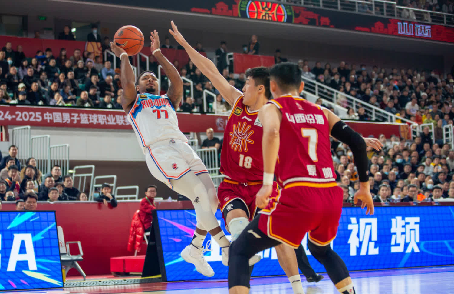 爱奇艺体育-CBA俱乐部杯为CBA联赛提升战术演练平台提供支持