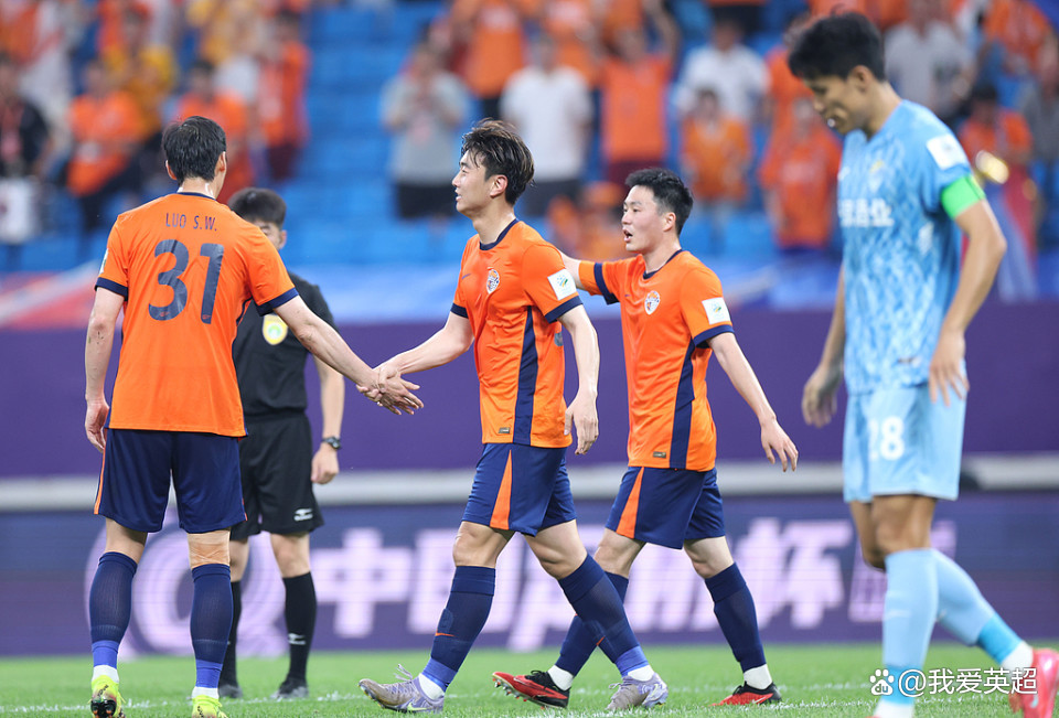 3-2、2-3足协杯8强出炉！蓉城申花国安冲冠，中甲诞生最大黑马