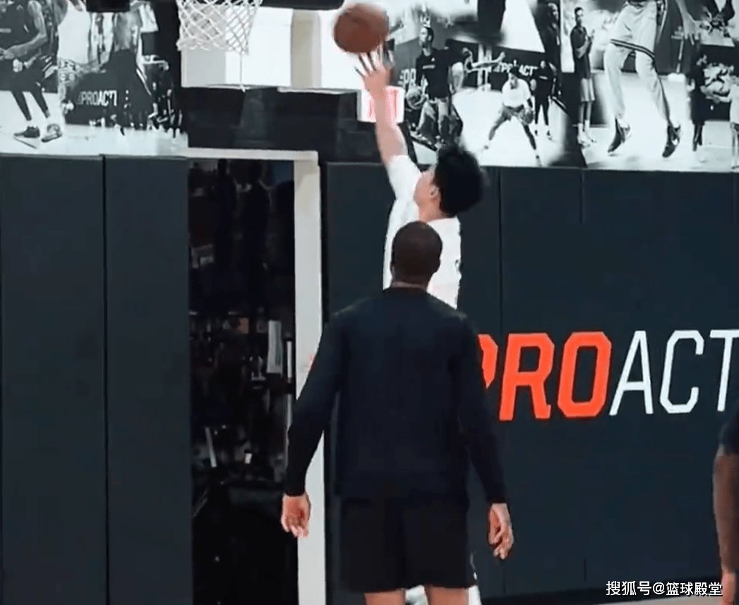 NBA选秀落选！媒体人：林葳的NBL潜在下家有凤凰、子弹和坎斯大班