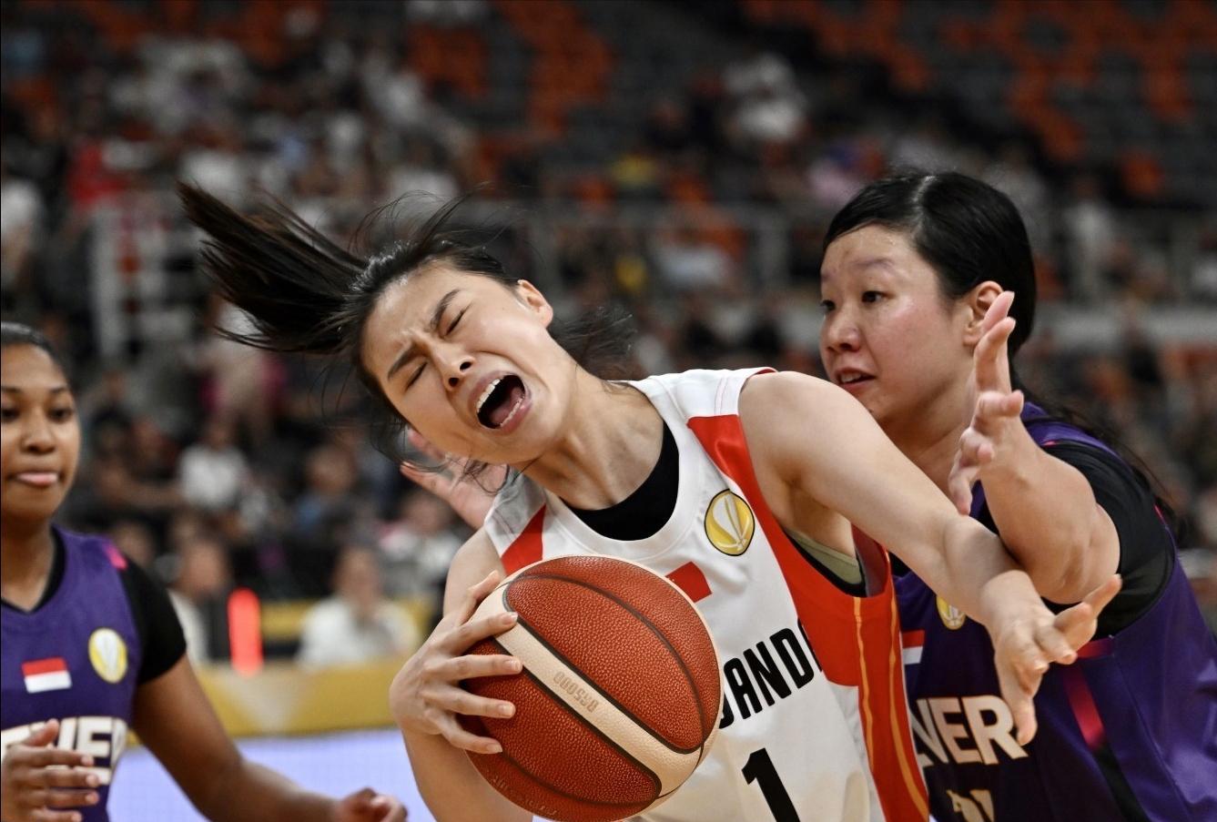 爱奇艺体育电脑版下载-乌拉圭女篮遭遇困难，表现不佳