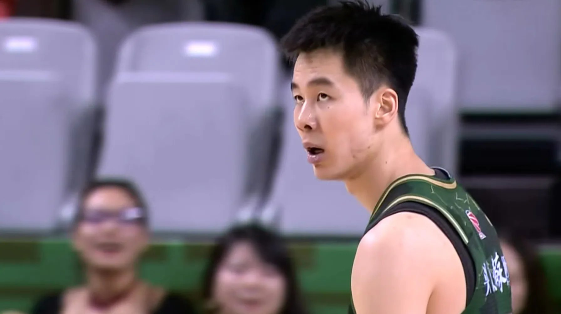 林崴17分郭昊文13+6+7同曦力克青岛止连败的简单介绍