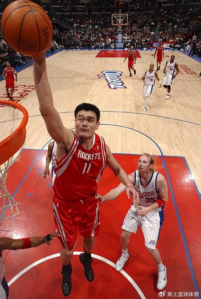 包含02年男篮世锦赛回顾：姚明仅得10分，中国不敌美国的词条