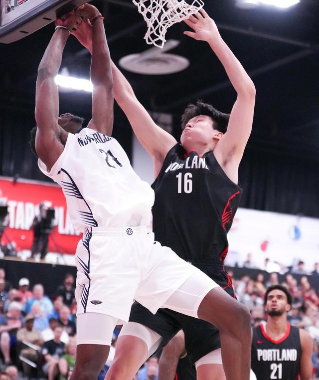 杨瀚森15分3板2帽NBA夏联开拓者击败鹈鹕(杨瀚森 篮球)